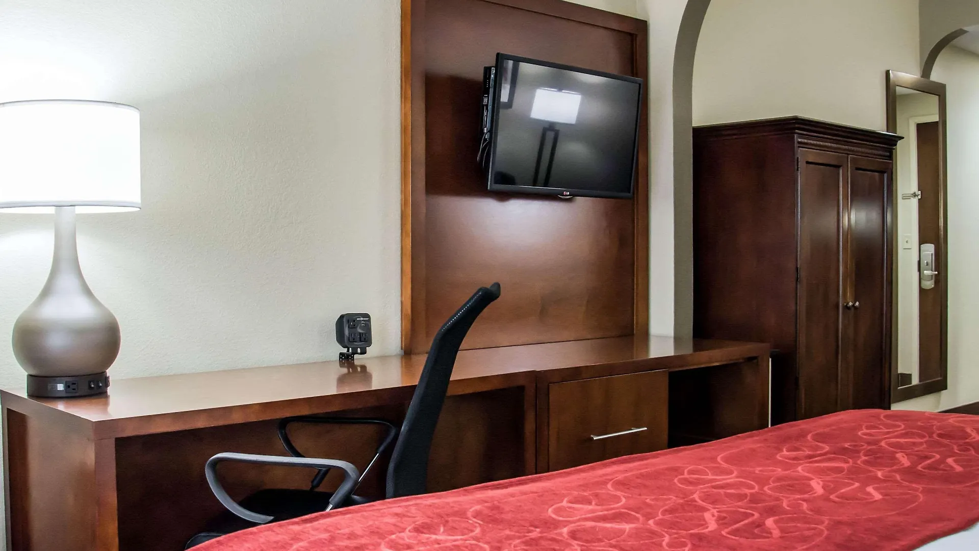 Comfort Suites University - Research Park Charlotte 2*,